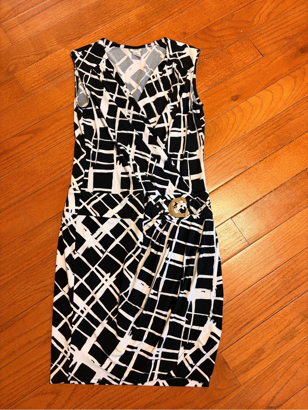 Vintage Sleeveless Black & White Print Wrap Cache Dress